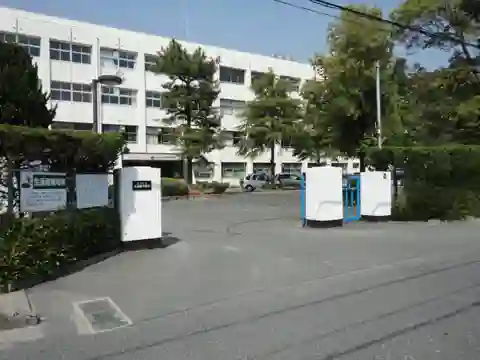 五日市中学校