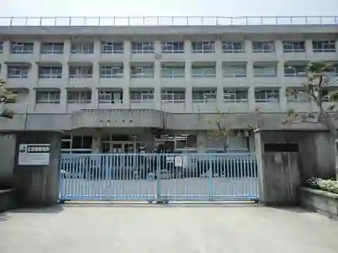 五日市中央小学校