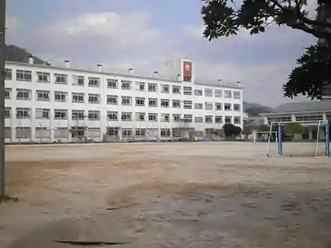 井口明神小学校