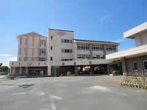 向洋新町小学校